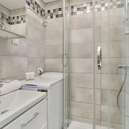 Cozy Studio With Amazing View Of The City By Renters Apartmán Vratislav