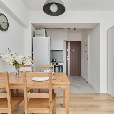 Cozy Studio With Amazing View Of The City By Renters Apartmán Vratislav