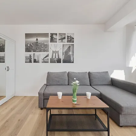 Cozy With Amazing View Of The By Renters Apartment Wroclaw
